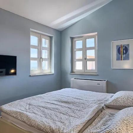 Carpe Diem Каштелир