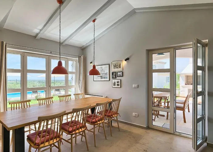 Carpe Diem 펜션 Kaštelir