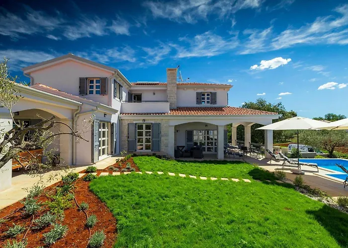 Carpe Diem 펜션 Kaštelir